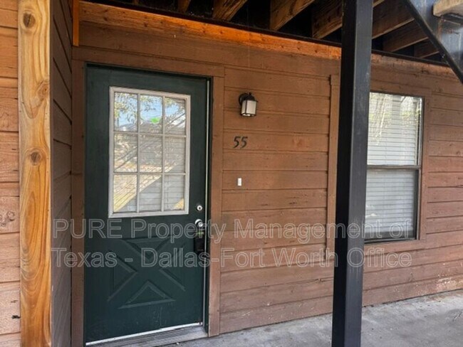 Building Photo - 6321 Kelly Dr