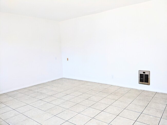Building Photo - 1455 9th St