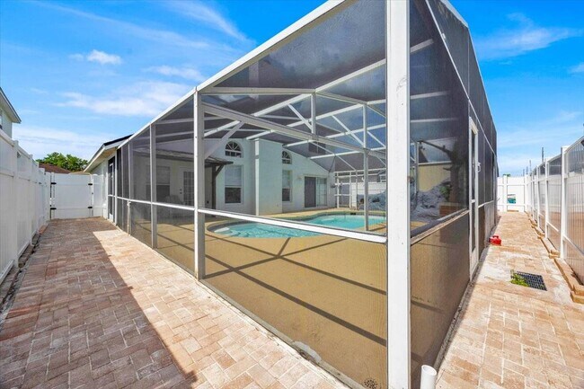Building Photo - 642 Riggs Cir