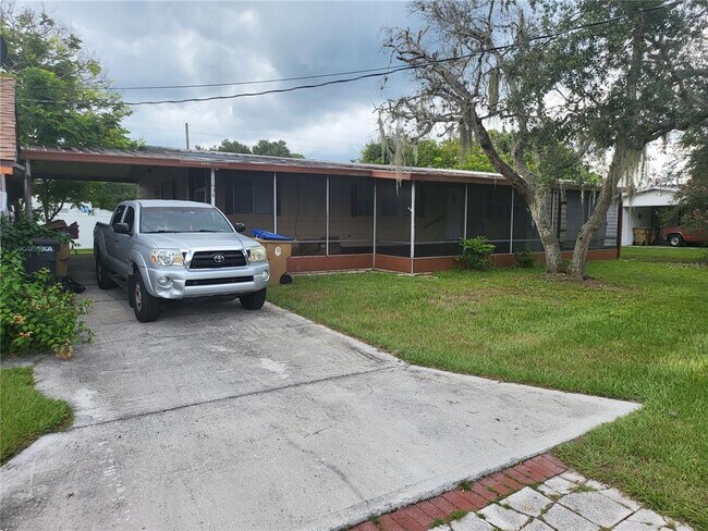 Foto del edificio - 1634 Dolphin Dr