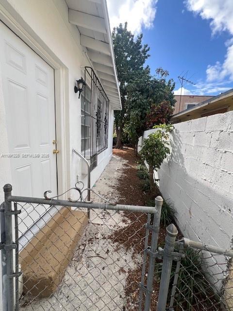 Foto del edificio - 1262 SW 4th St