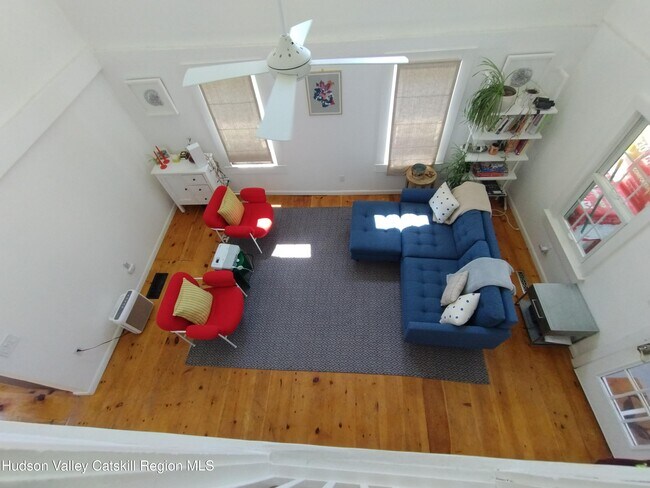 Foto del edificio - 994 Samsonville Rd