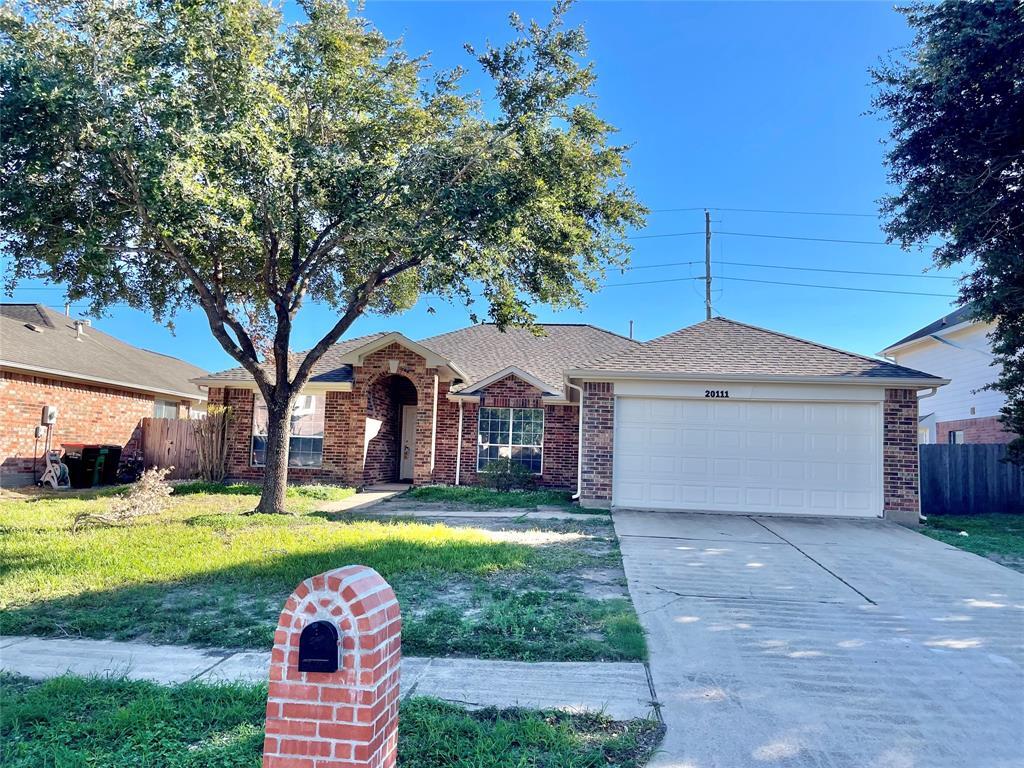 Foto principal - 20111 Cresent Creek Dr