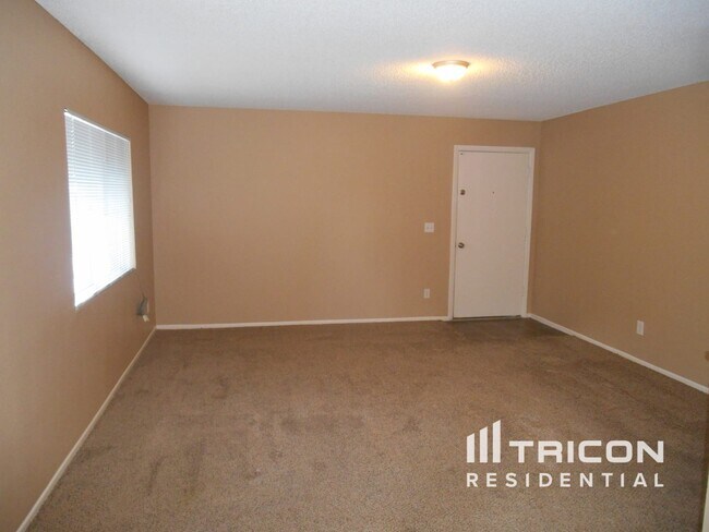 Foto del edificio - 1843 E Emerald Avenue Mesa AZ