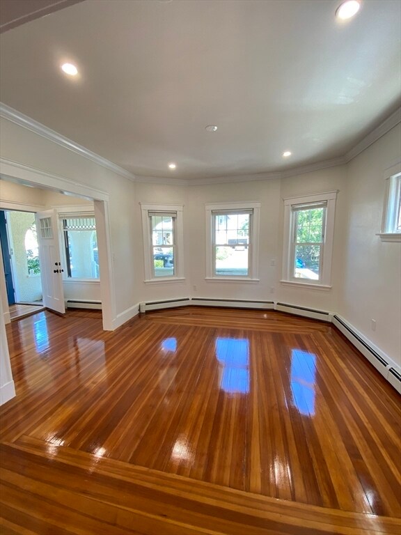 Foto principal - 126 Winsor Ave