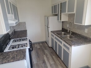 Building Photo - 5232 Pebble Beach Blvd