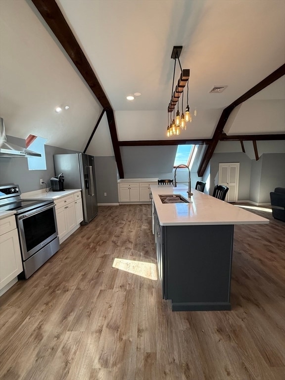 Building Photo - 10 High St