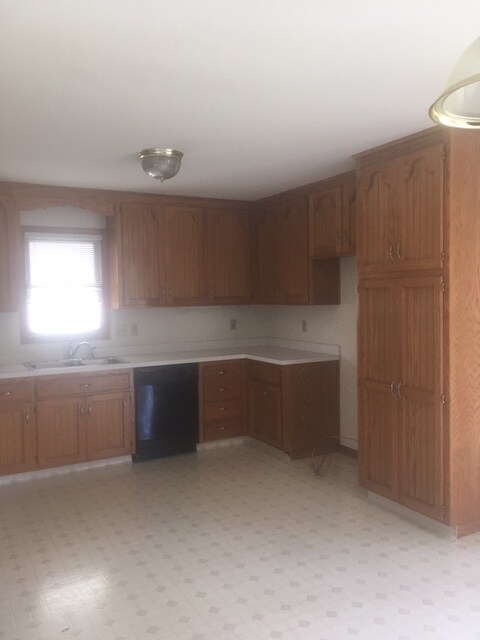 Foto del edificio - 7449 SW Cannock Chase Rd