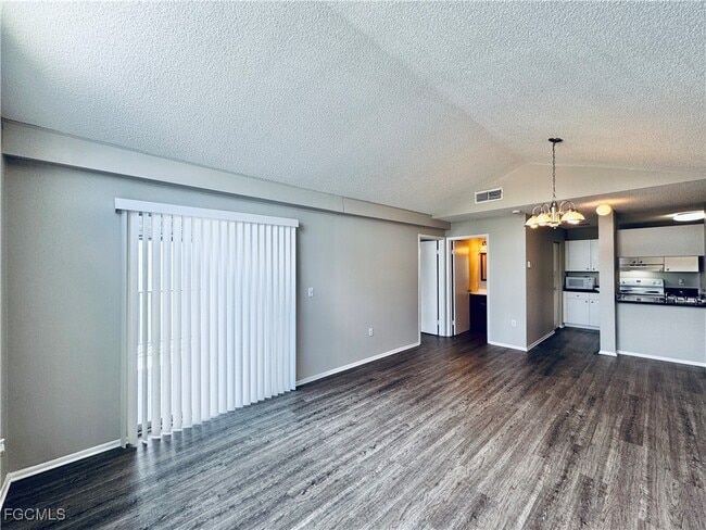 Building Photo - 3407 Winkler Ave