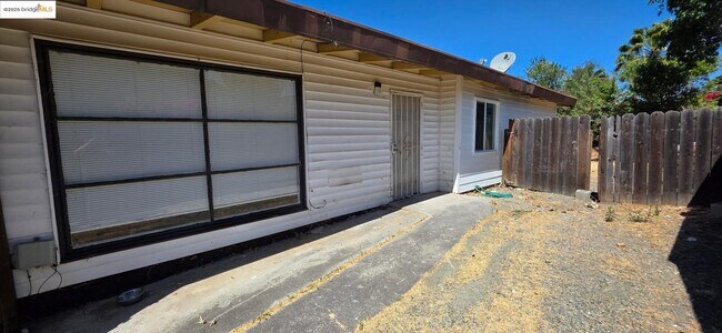 Foto del edificio - 2307 Mc Ginley Ave