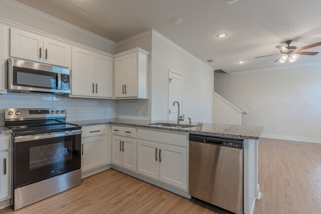 Foto del edificio - 10310 Candlewood Wy