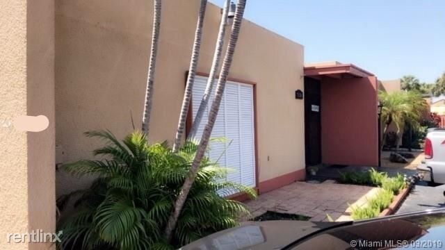 3 br, 2 bath - 7136 Ballantrae Ct - 3 br, 2 bath  - 7136 Ballantrae Ct