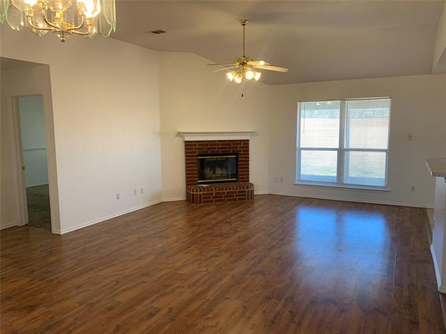 Foto del edificio - 303 Kingfisher Ln