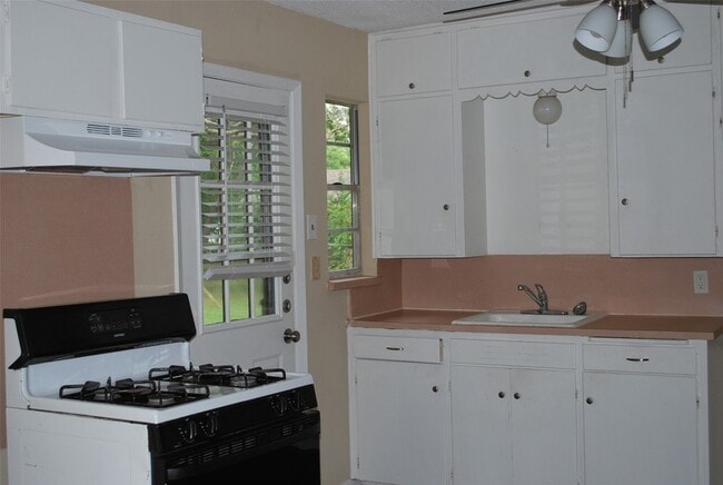 Photo - 1609 Wayne St House