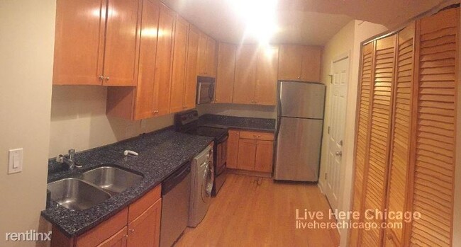 Building Photo - 2 br, 2 bath Apartment - W. Foster