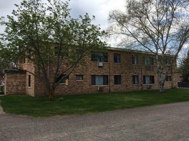 Building Photo - GRACE LIVING APTS. OF MILLTOWN
