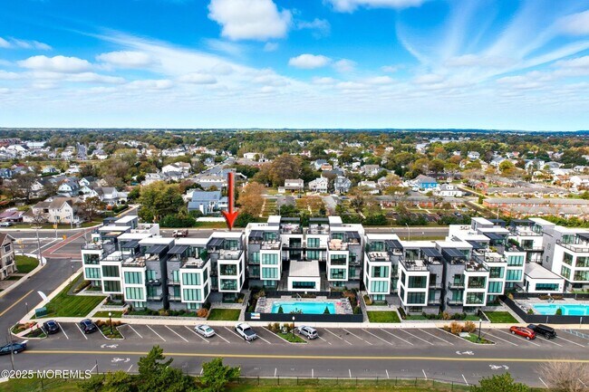 Foto del edificio - 200 Ocean Ave N