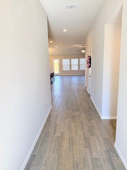 Foto del edificio - 14205 Bacton Rd