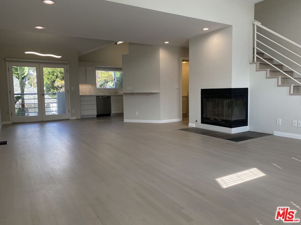 Foto principal - 3003 3rd St
