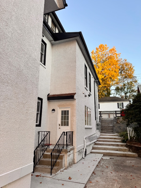 Building Photo - 630 Jefferson Ave