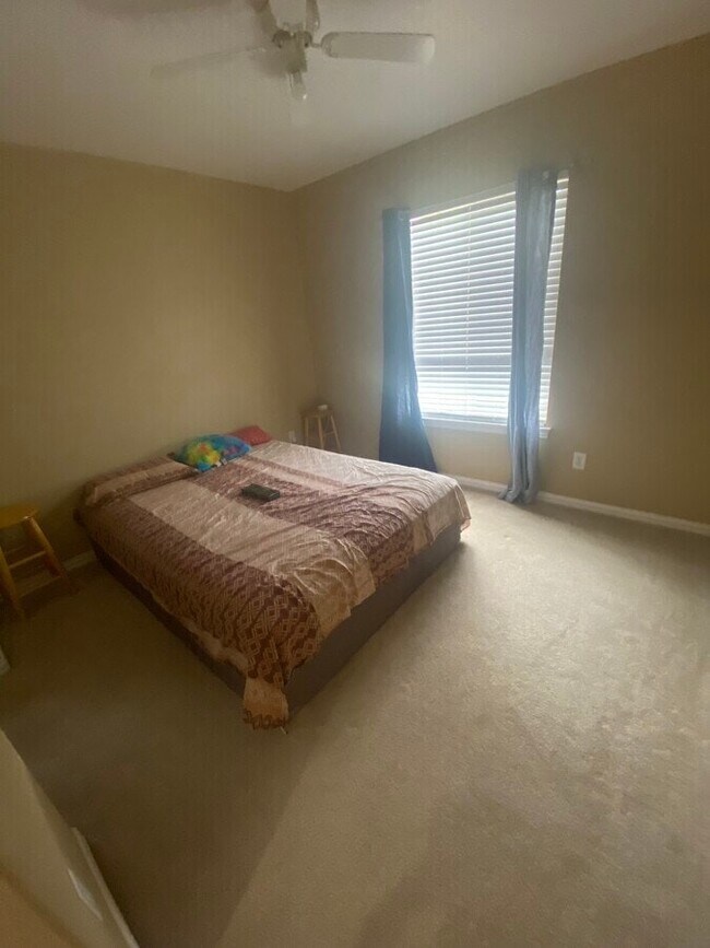 Foto del edificio - 10850 Trotwood Way