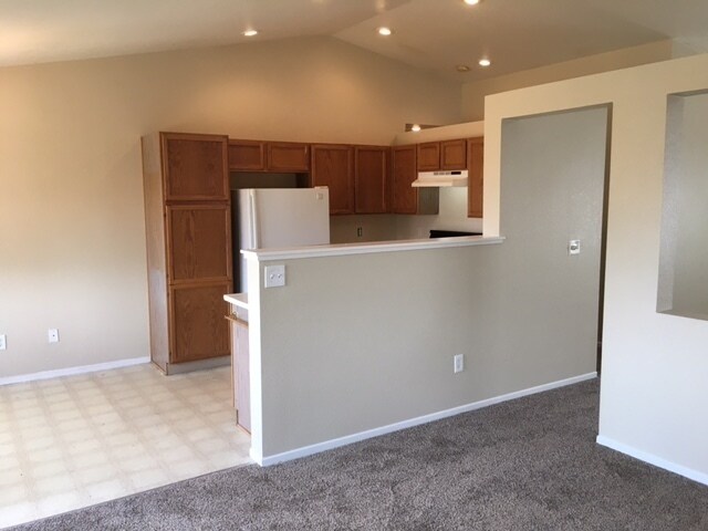 Foto del edificio - 8051 Big River Dr