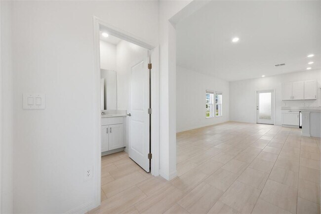 Foto del edificio - 10848 Fanning Spgs Ln