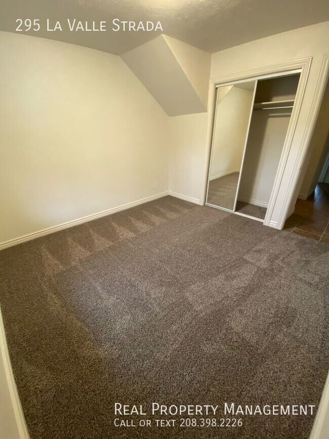 3 bedroom Townhouse 1 Car Garage House for Rent in 3 bedroom Townhouse 1 Car Garage House for Rent in