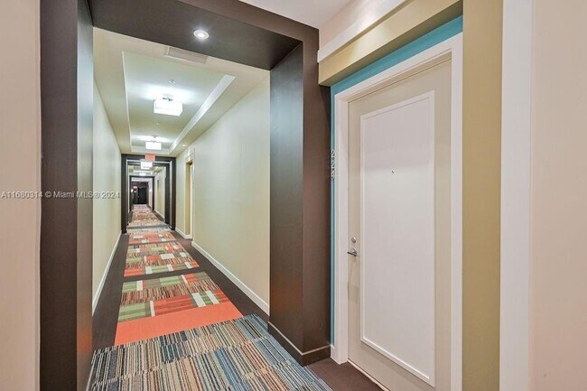 Foto del edificio - 550 Okeechobee Blvd