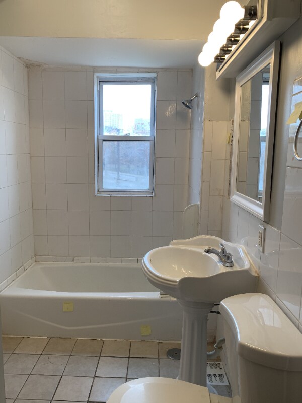 Building Photo - 7749 S Muskegon Ave