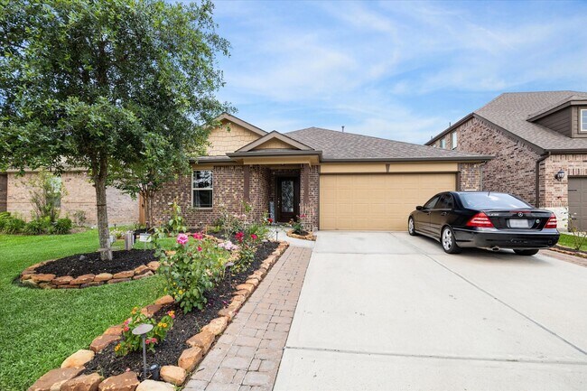 Foto del edificio - 15434 Paxton Woods Dr