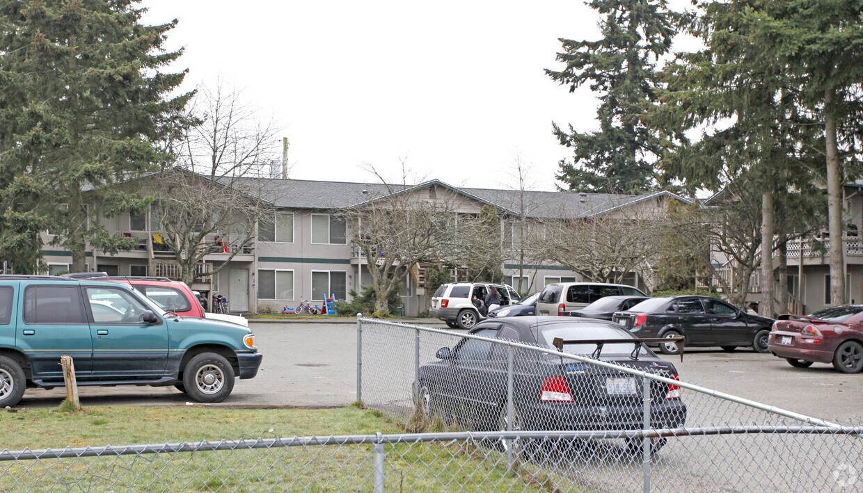 Building Photo - Brookwood Apartments