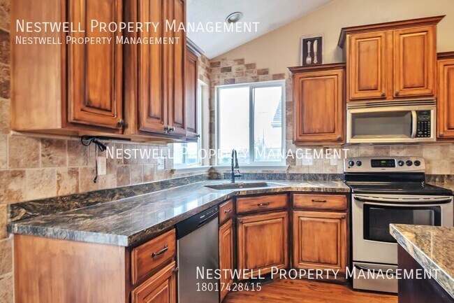 Building Photo - Stunning 3-bed Home in Salt Lake City