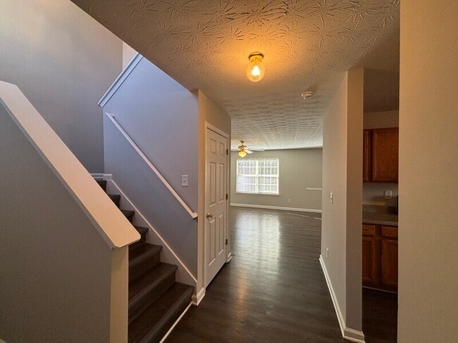Building Photo - 476 Townsend Bend
