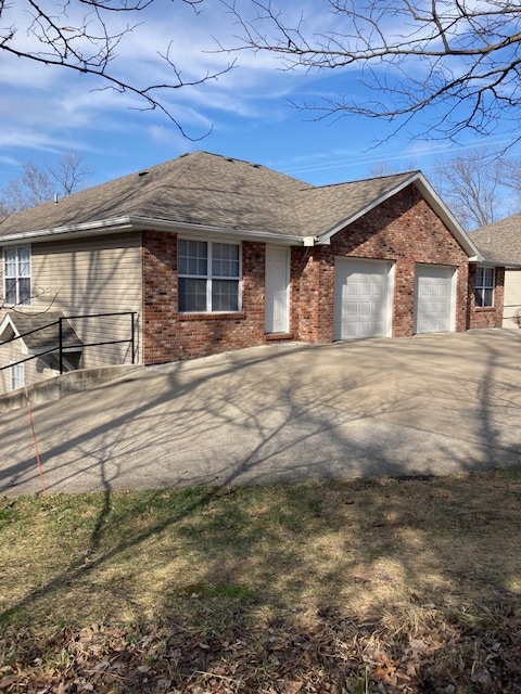 Building Photo - 124 Evanlee Ct