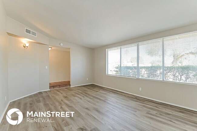 Foto del edificio - 7126 E 34th St