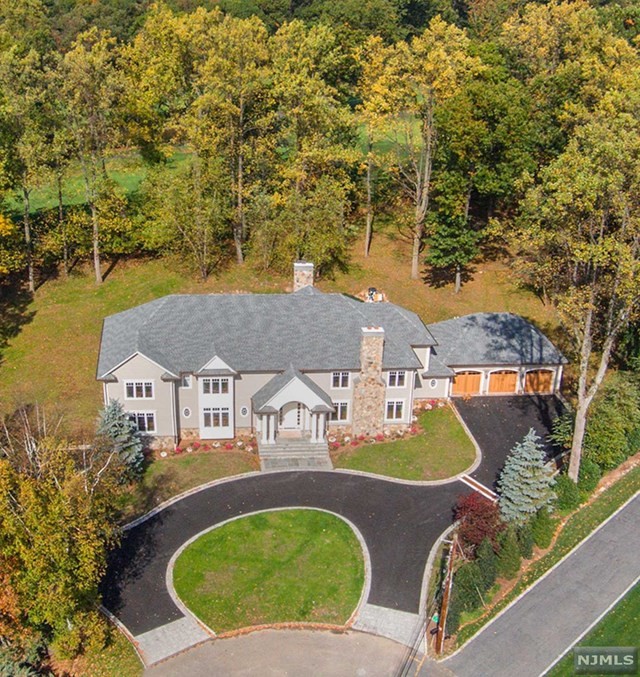 Primary Photo - 14 Deerhill Rd