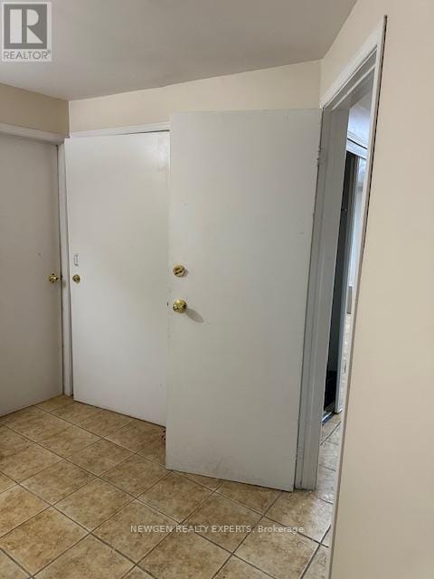 Building Photo - 202 Fernforest Dr