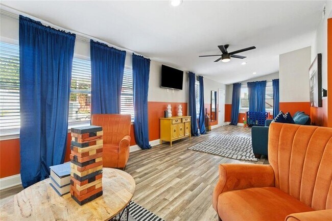 Foto del edificio - 706 Franklin Ave