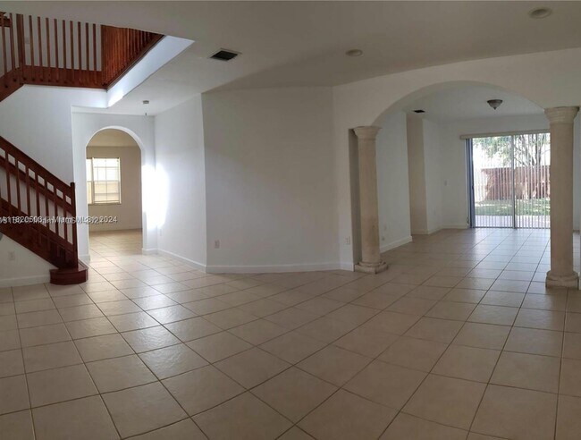 Foto del edificio - 9431 NW 45th St