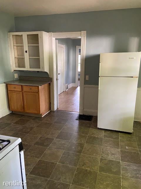 Building Photo - 3 br, 1 bath House - 210 Matilda St NE