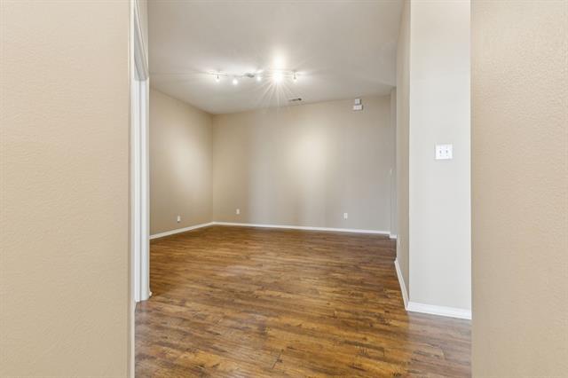 Foto del edificio - 5104 Avery Ln