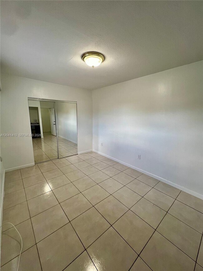 Foto del edificio - 5410 W 7th Ave