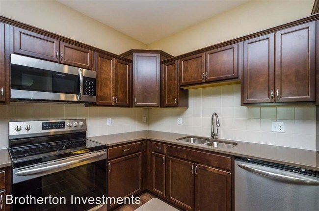 Foto del edificio - 4 br, 3.5 bath House - 1100  Mary Ln