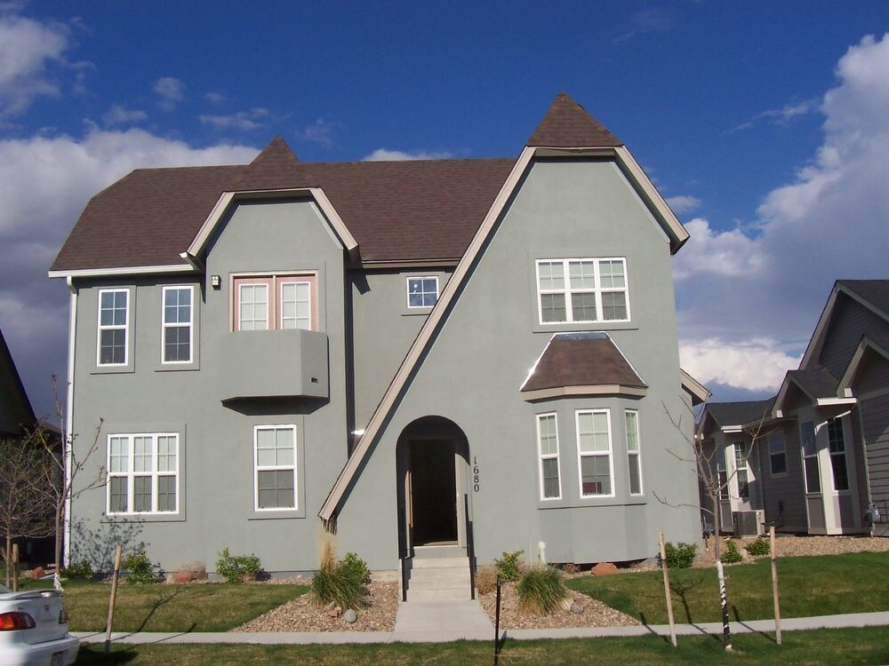 Primary Photo - 1680 Aquamarine Dr