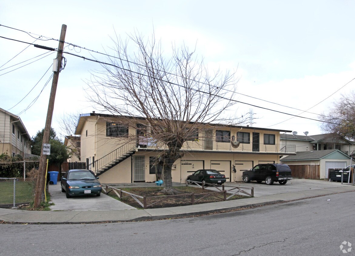 Building Photo - 3531 Lafayette St