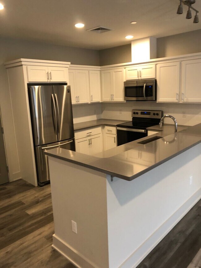 Farrell Communities at Sandy Hook Apartments in Sandy Hook, CT