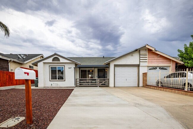 Foto del edificio - 1687 Sycamore St