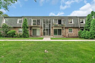 10214 S 84th Terrace