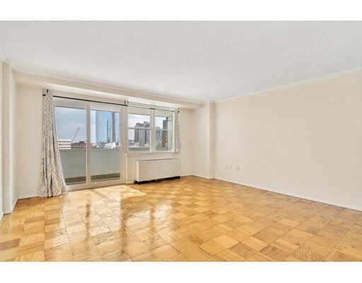 Foto del edificio - 6 Whittier Pl